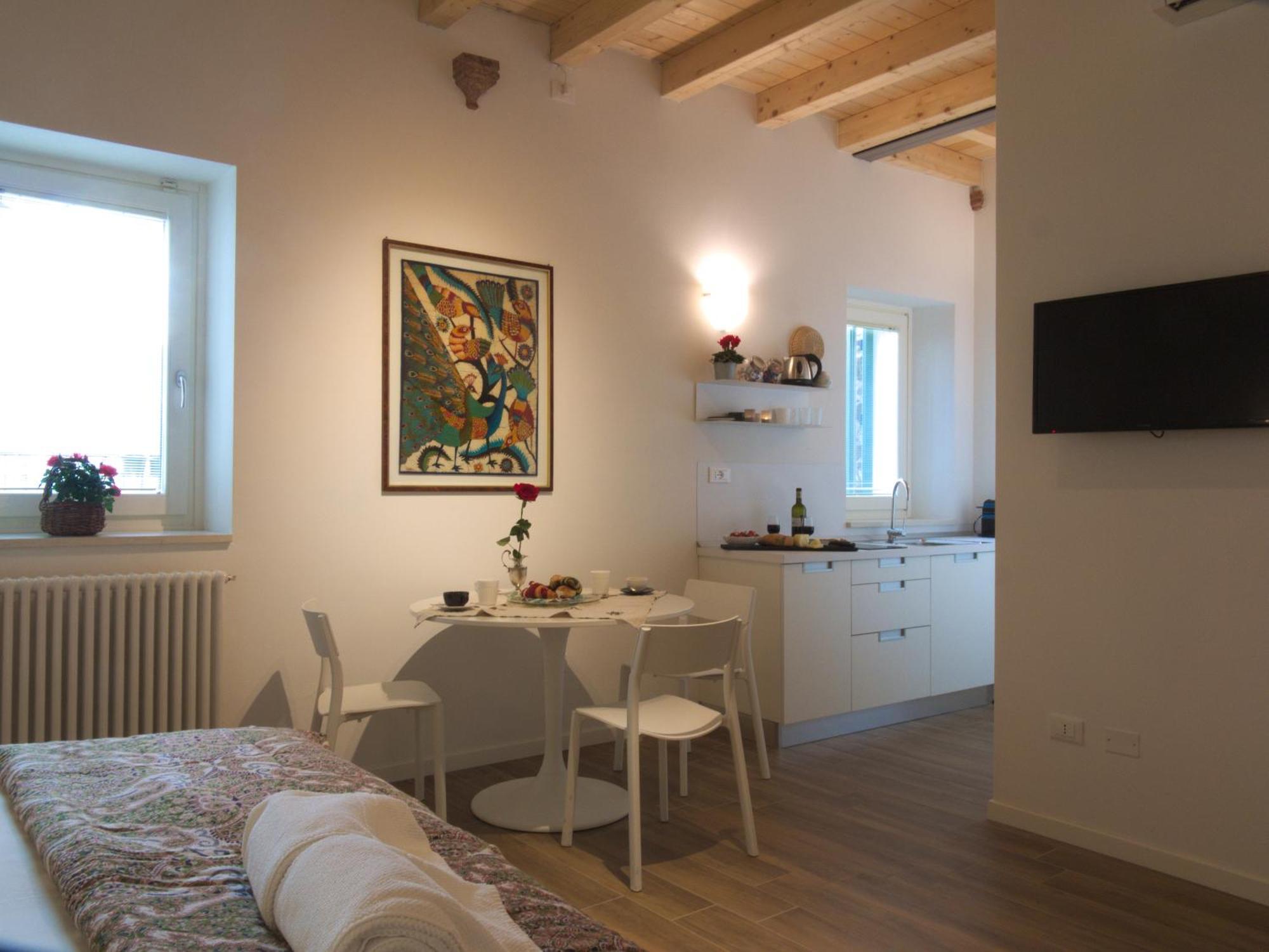 Ferienwohnung Ai Portoni Verona Exterior foto